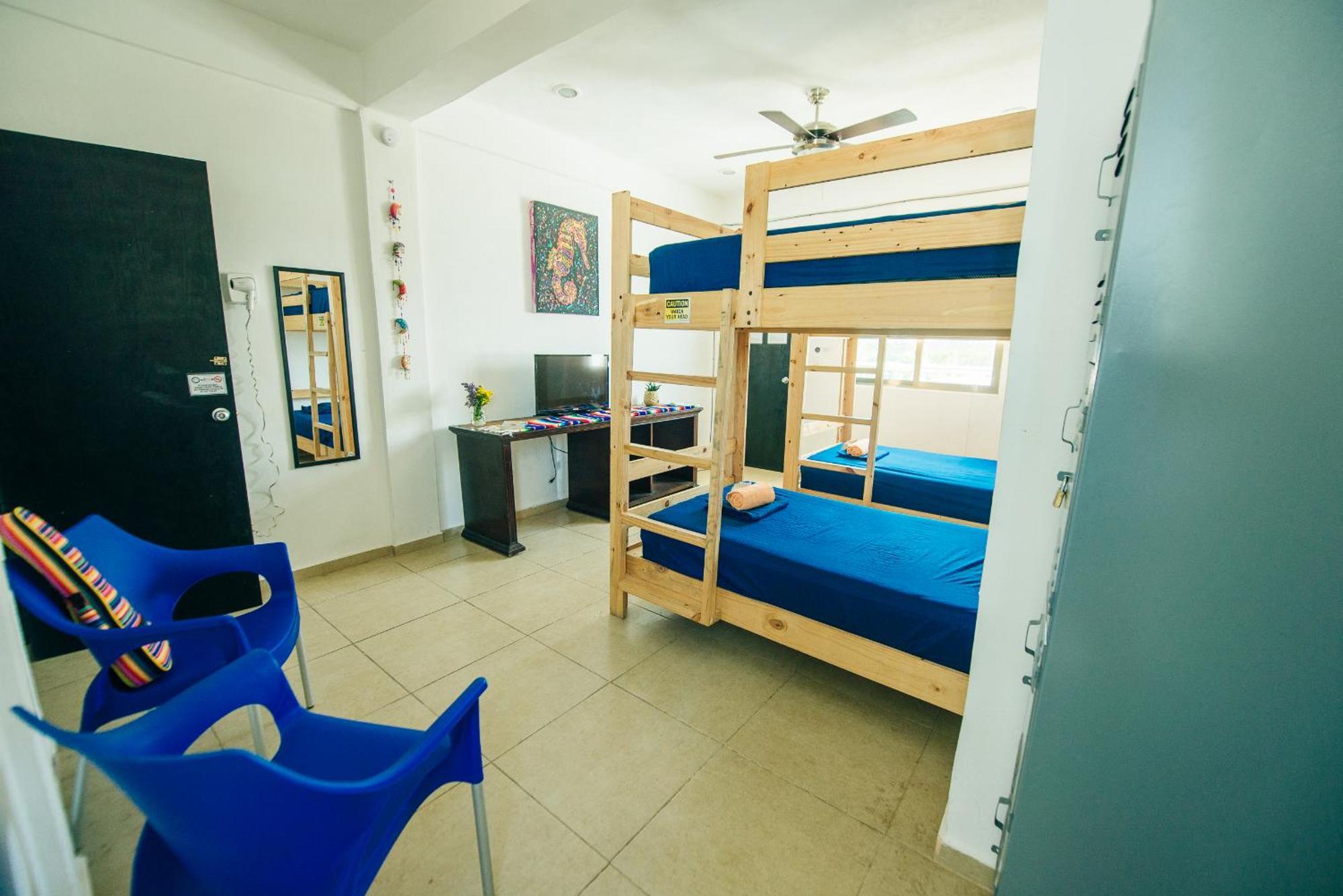 The Mermaid Hostel Beach (Adults Only) Канкун Екстер'єр фото