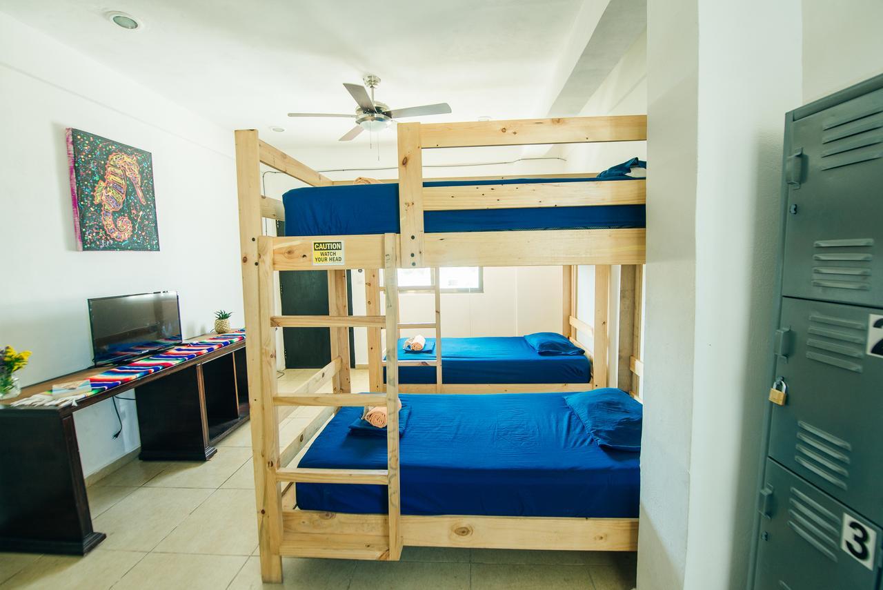 The Mermaid Hostel Beach (Adults Only) Канкун Екстер'єр фото